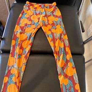 Lularoe Disney collection leggings tween
